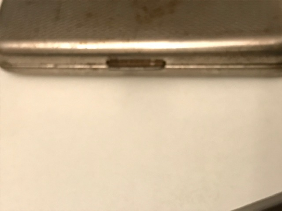 FÜTBOLCU TEMALI METAL SIGARA TABAKA 9 X 8 CM ÖLCÜLERİNDE 