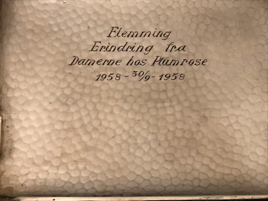 SIGARA TABAKA GÜMÜŞ 10 X8 CM ÖLCÜLERDE