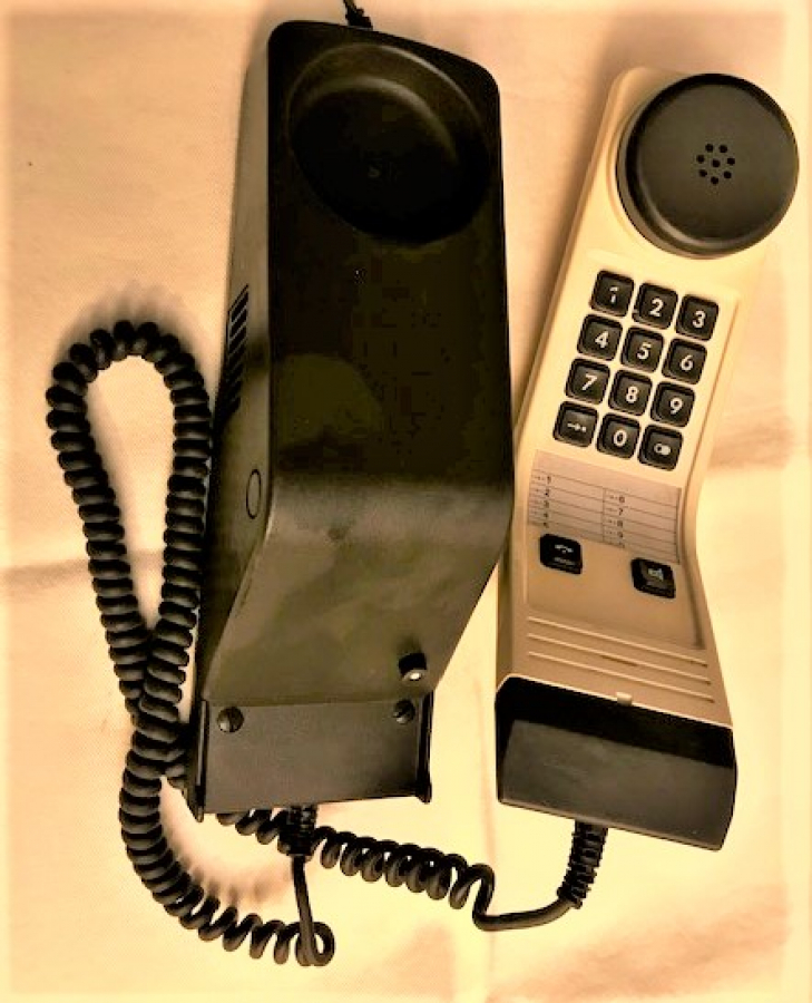 KFeAP 380 KABLOLU DUVAR TELEFONU KOMPAKT TELEFON KAHVERENGİ KREM RENKDE