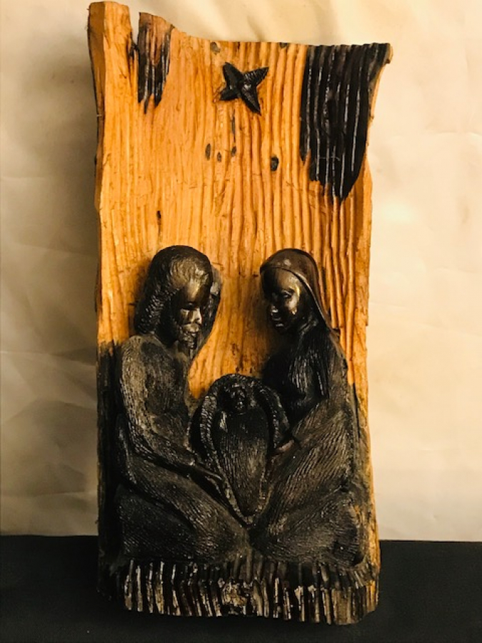 TİK AGACI EL OYMASI AGAC İŞCİLİGİ ŞAVAŞCI AİLE TEMALI TEK PARCA AGACDAN İŞLENMİŞ