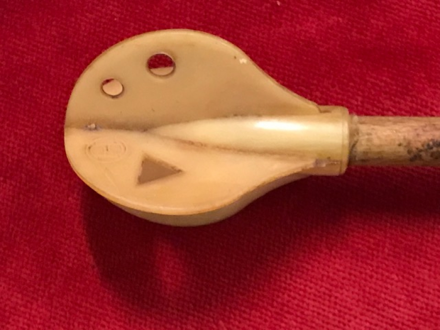 DONDURMA  SUT CIRPICI EL KARIŞTIRICISI  AHŞAP SAPLI 