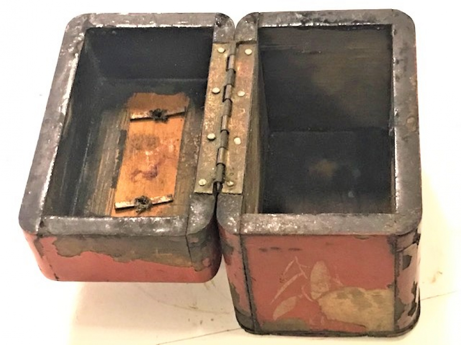 OSMANLI PAZARINA YAPILMIŞ SEYEHAT  SAAT KUTUSU AHŞAP EL BOYAMA 