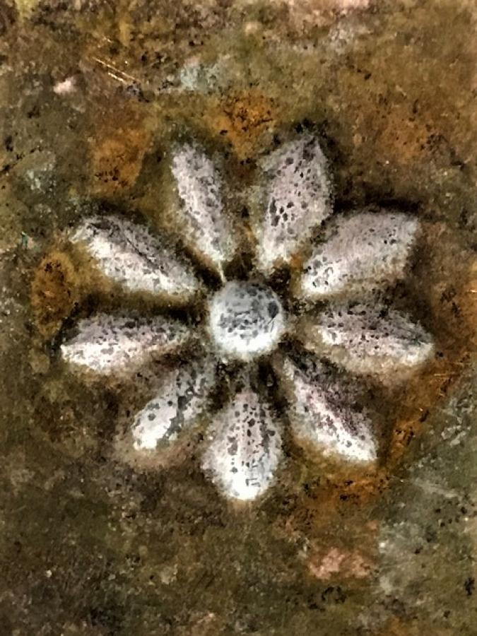 PİRİNC HAMAM TASI GÖBEK CİCEKLİ  16 CM CAPINDA 