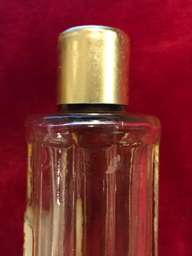 LOSYON KLEOPATRA ÖMÜR KOLONYALARI TARSUS  80° LİMON CİCEGİ KOLONYA