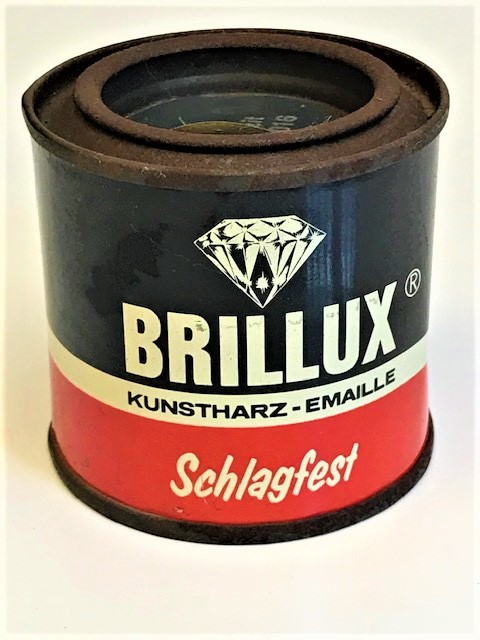 BRILLUX KUNSTHARZT EMAILLE SCHLAGFEST TENEK KUTU 