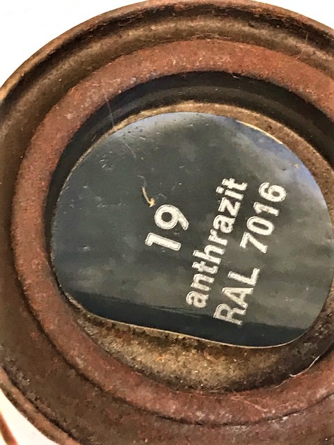 BRILLUX KUNSTHARZT EMAILLE SCHLAGFEST TENEK KUTU 