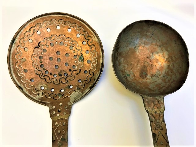 OSMANLI TEKKE İŞİ DÖGME BAKIR BÜYÜK BOY KEPCE KEVGİR İKİLİ TAKIM