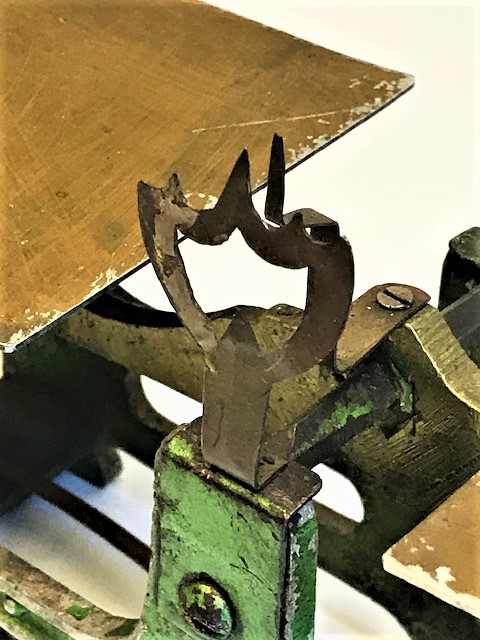 PTT MEKTUP POSTA TERAZİSİ KEFELİ OTURAK TERAZİ MODELİ  NZ 500 GR 