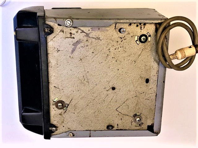 ARABA OTO PİKAP PHILIPS ELEKTROMETA 45 DEVİRLİ 