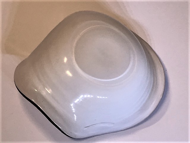 İTALYAN MURANO BAL VE SÜT RENGİ KÜLTABLASI