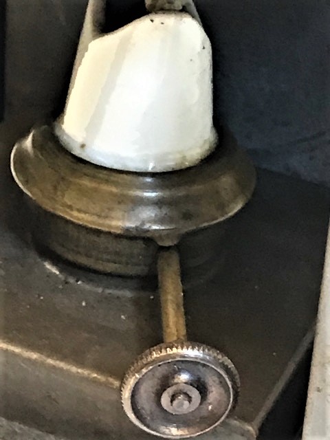 METAL TREN  YOL İŞARET LAMBASI PORSELEN FİTİL UC PARAFİN KANDİL