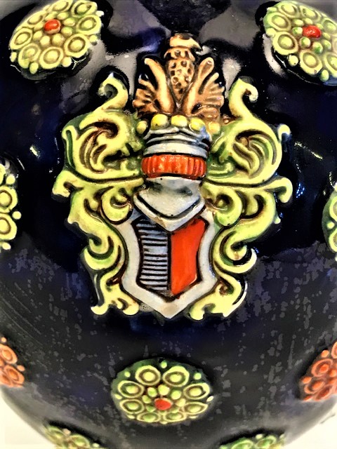 1950 ÜZERİ TAMAMEN EL İŞİ MİNE İŞCİLİKLİ KAPAKLI KRALİYET AİLESİ SERVİS SUNUM SURAHİSİ