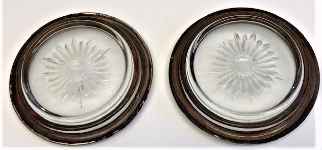 FRANSIZ 2 ADET CAM KÜL TABLASI  OSMANLI PAZARI İÇİN  YAPILMIŞ METAL CERCEVELİ KÜLLÜK