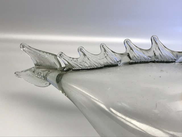 SANATCI İŞİ 1960 EL İŞİ VE CAM UFLEME BÜYÜK BOY EL BOYAMA ŞEFFAF CAM BALIK 