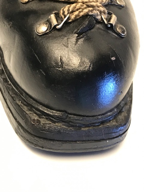 1950 İÇERİSİ 3 PARCA GECMELİ KİLİTLİ TAHTA KALIPLI SUKLEİN SELLA KÖSELE KAR AYAKKABISI