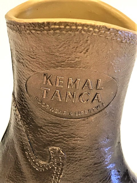 KEMAL TANCA  CİZME LİSANLI MASA ÜZERİ KALEMLİK