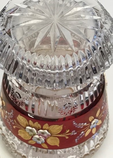 BOHEM KRISTAL ÜZERİ MİNE CİCEK KABARTMA EL İŞCİLİK  BUZLUK