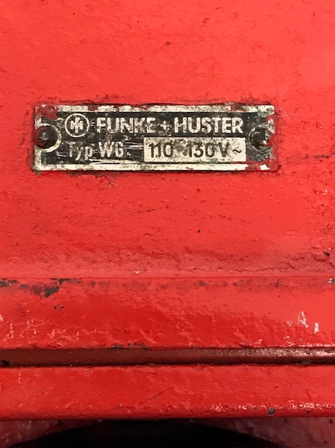 İNGİLİZ ÜRETİMİ GEMİDE KAPTAN İLE MURETTABAT ARASINDA  GÜVERTE MAKİNA DAİRESİ İSKELE SANCAK İLERİ GERİ MANEVRA İŞARET KAMPANAS ZİL