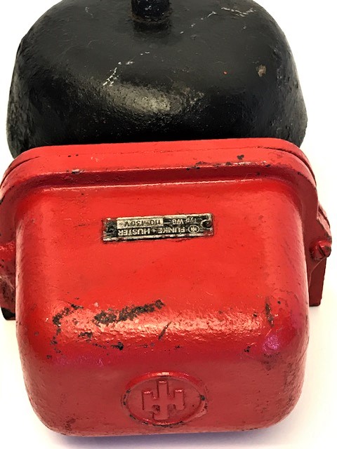 İNGİLİZ ÜRETİMİ GEMİDE KAPTAN İLE MURETTABAT ARASINDA  GÜVERTE MAKİNA DAİRESİ İSKELE SANCAK İLERİ GERİ MANEVRA İŞARET KAMPANAS ZİL