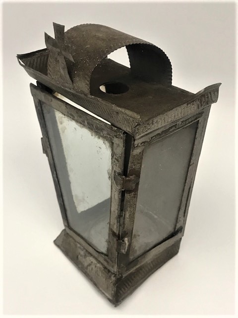 TENEKE CAMLI KAPAKLI KİLİSE  ADAK FENERİ CAM KAPAKLI TENEKE FENER MUM YAKILAN