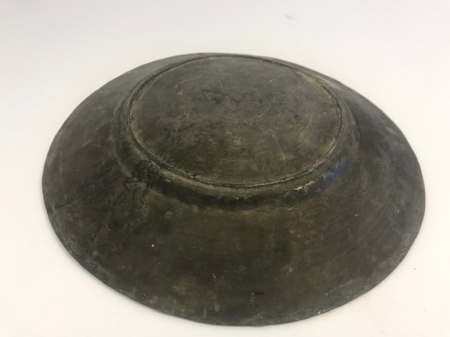 OSMANLI KAYSERİ ERMENİ İŞİ BAKIR LENGER ÜZERİ KALEM İŞLEMELİ 25 CM CAP