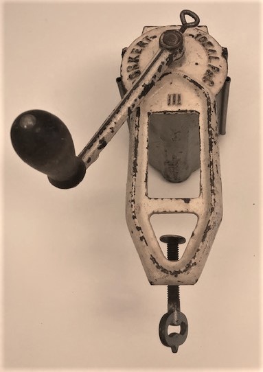 1940 PORKERT  IDEAL P.C METAL KOLLU MEKANİK DEMİR DÖKÜM  MUTFAK ÖGÜTÜCÜ