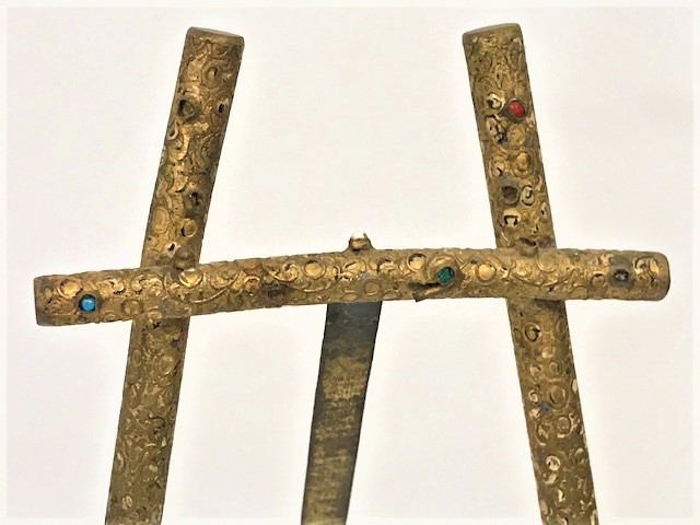 ŞOVALE FORMUNDA PİRİNC RESİM  CERCEVESİ ÜZERİ TAŞ SÜSLEMELİ EL YAPIM 1930