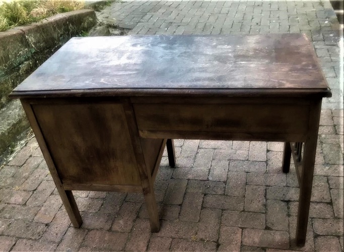 AHŞAP MASİF KAYIN AGACINDAN YAPILMIŞ 1950 YILLAR CALIŞMA MASASI DÖRT CEKMECELİ 