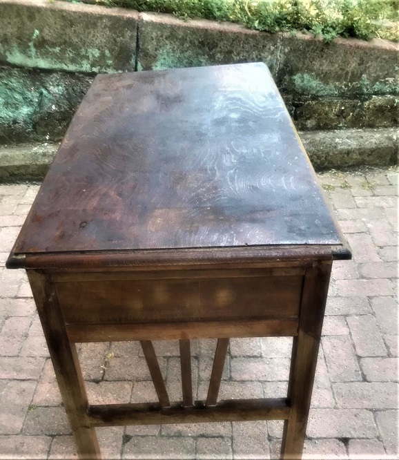 AHŞAP MASİF KAYIN AGACINDAN YAPILMIŞ 1950 YILLAR CALIŞMA MASASI DÖRT CEKMECELİ 