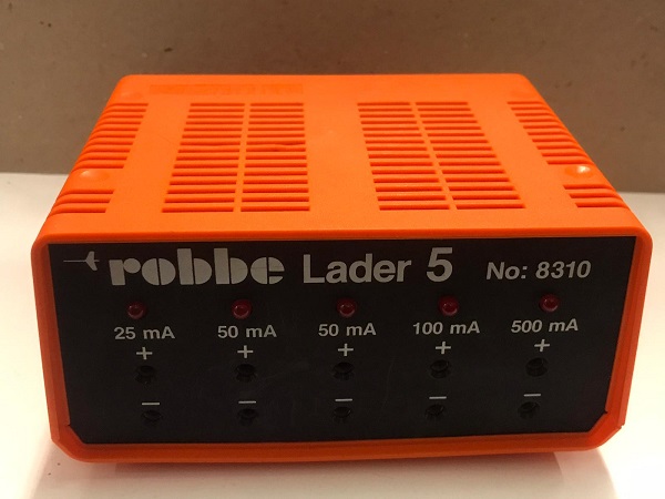  ROBBE LADER 5 PERFEKTE LADERTECHNİC NO 8310 ŞARJ CIHAZI