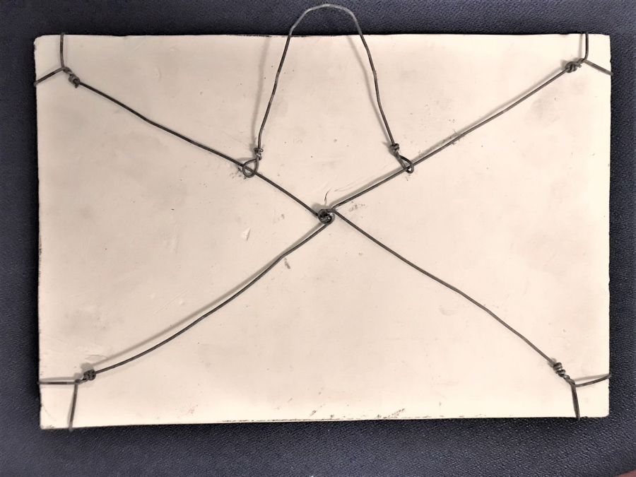 SERAMİK PANO ÜZERİNE 3 ADET KABARTMA RENKLİ BÖCEKLER SANATCI CALIŞMASI 20X29 CM ÖLCÜLERDE