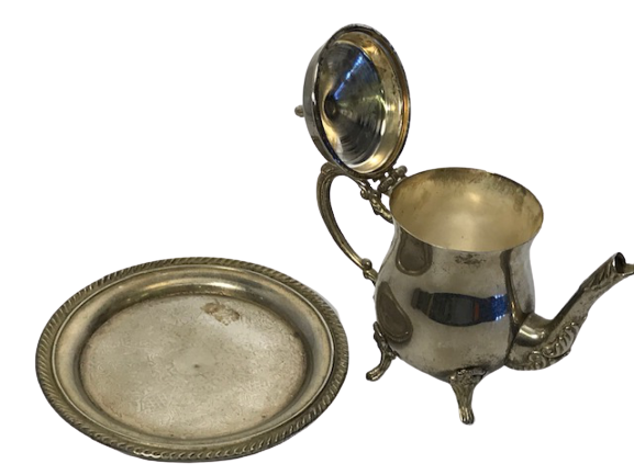 ORTA BOY TABAKLI GÜMÜŞ KAPLAMA KAPAKLI SÜTLÜK 