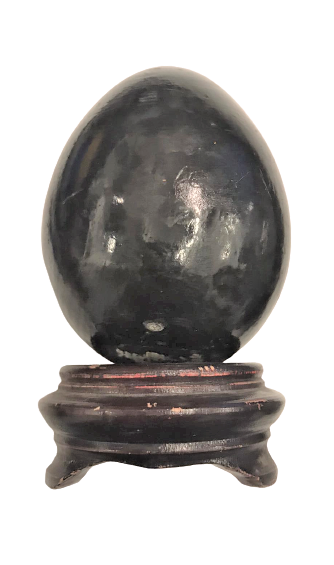 AHŞAP KAİDELİ YUMURTA HZ İSA'NIN CARMIHA GERİLİŞİ VE HAVERELERİNİN ETRAFINDA İSTEK YALVARIŞ VE DUALARI 