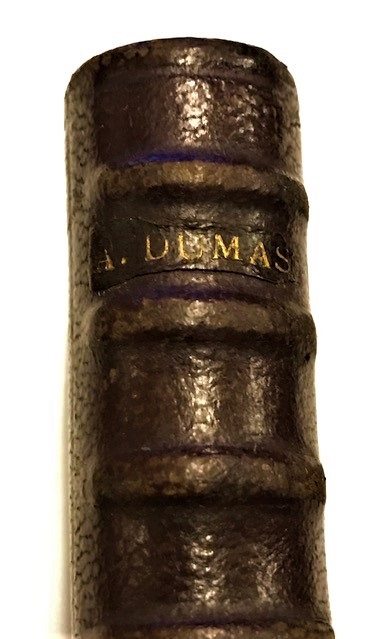  ALEXANDRE DUMAS KİTAP FORMUNDA KİBRİTLİK ÜZERİ DERİ  KAB