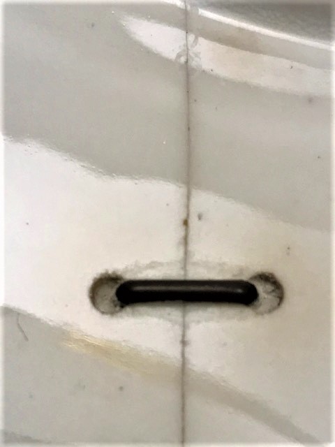 1800 YILLAR SOKAK TAMİRCİLERİNİN TAMİR YAPTIGI DUVAR PORSELEN TABAK