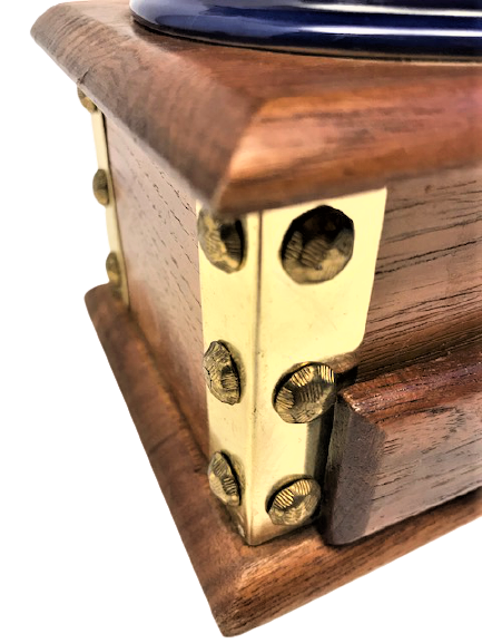 1960 AHŞAP PERCİNLİ CEKMECELİ PORSELEN HAZNELİ MEKANİK İNCE KALIN CEKEBİLME AYARLI KAHVE DEGİRMENİ