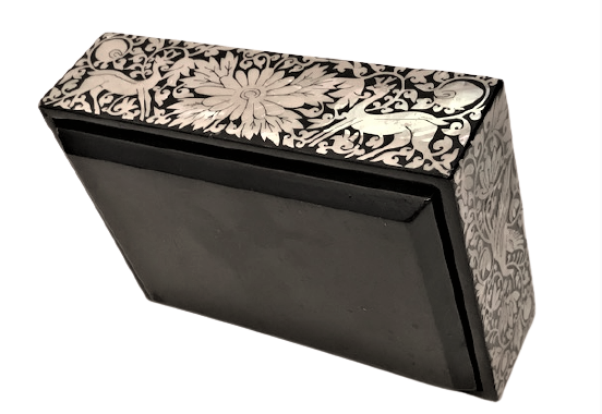 AHŞAP ÜZERİNE SEDEF TESTERE EL İŞİ ANKA KUŞ VE CEYLAN FUGURLU KAPAKLI  MUCEVHER KUTUSU