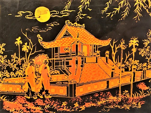 AYNALI KAPAKLI İÇİ BÖLMELİ ÜZERİ MARKUTERİ İŞCİLİKLİ LAKE  MÜCEVHER KUTUSU