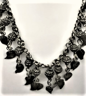 OSMANLI EL YAPIM  YAPRAKLAR VE ÜZÜM SALKIMLARI TEMSİLİ EL YAPIM EŞSİZ NADİR  ALPAKA  BAYAN KOLYE