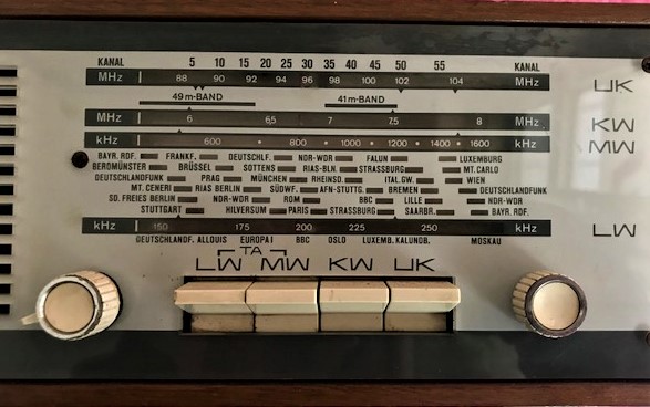 1966 ALMAN SCHAUPLORENZ VIOLA 4 DALGA  TUŞLU AHŞAP KASA SORUNSUZ RADIO