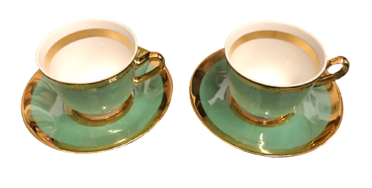  ÖZEL TASARIM  EL YAPIM SU YEŞİLİ ÜZERİ ALTIN CEKME ALMAN MALI FİNCAN TAKIMI SERİ NUMARALI KADİFE KUTUSUNDA 