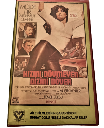 KIZINI DÖVMEYEN DİZİNİ DÖVER VİDEO FİLM VHS KASET MÜZDE AR MAHMUT CEVHER