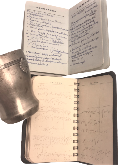 SHELL DAMGALI METAL GÜMÜŞ KAPLAMA BARDAK VE 2 ADET KULLANILMIŞ BİRİ OSMANLICA YAZILIDIR CEP NOT DEFTERİ