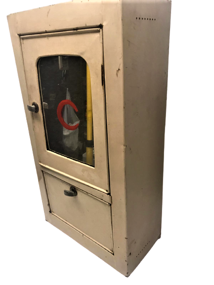 1960 LI YILLARIN TENEKE AYNALI CİFT GÖZLU ALTI RAFLI ECZA DOLABI