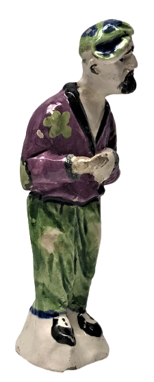 1960 EL YAPIMI VE BOYAMA BEYAZ KİLDEN YAPILMIŞ KUTAHYA İLİ SERAMİK EL USTA İŞCİLİKLİ DİLENCİ TİPLEMESİ