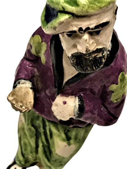 1960 EL YAPIMI VE BOYAMA BEYAZ KİLDEN YAPILMIŞ KUTAHYA İLİ SERAMİK EL USTA İŞCİLİKLİ DİLENCİ TİPLEMESİ