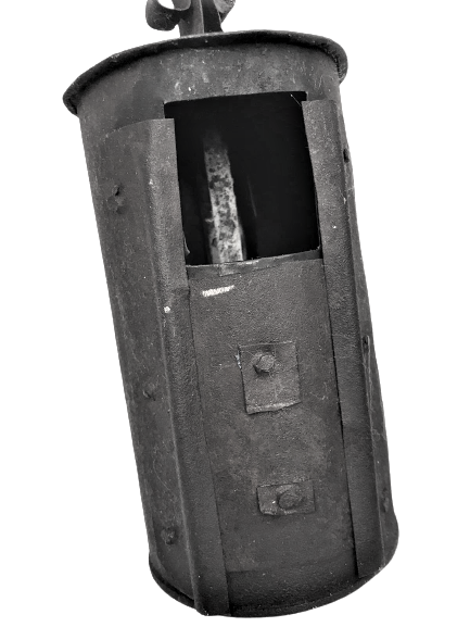 1920 OSMANLI KAHVE KAVURMA KOVASI  SAPLI SICAK DÖVME DEMİRDEN VE TENEKEDEN PERCİNLİ KAPAKLI TAMAMI EL İŞCİLİKLİ