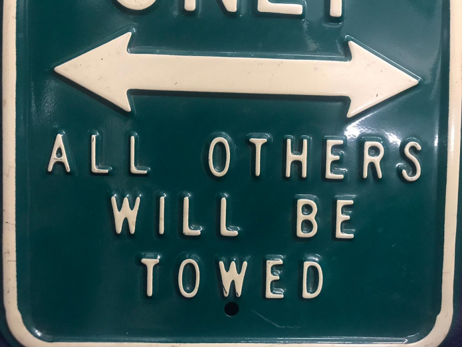 USA AMERİKAN  BÜYÜK BOY 4 X 4   JEEP PARKİNG ONLY  AAL OTHERS WILL  BE  TOWED JİP GARAJ PARK YERİ KALIN SAC YEŞİL BEYAZ REKLERDE TABELA