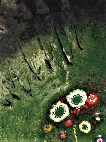 BAKIR METAL İCERSİ MİNE KAPLAMA SANATCI İŞİ KIR CİCEKLERİ  TEMALI TAS