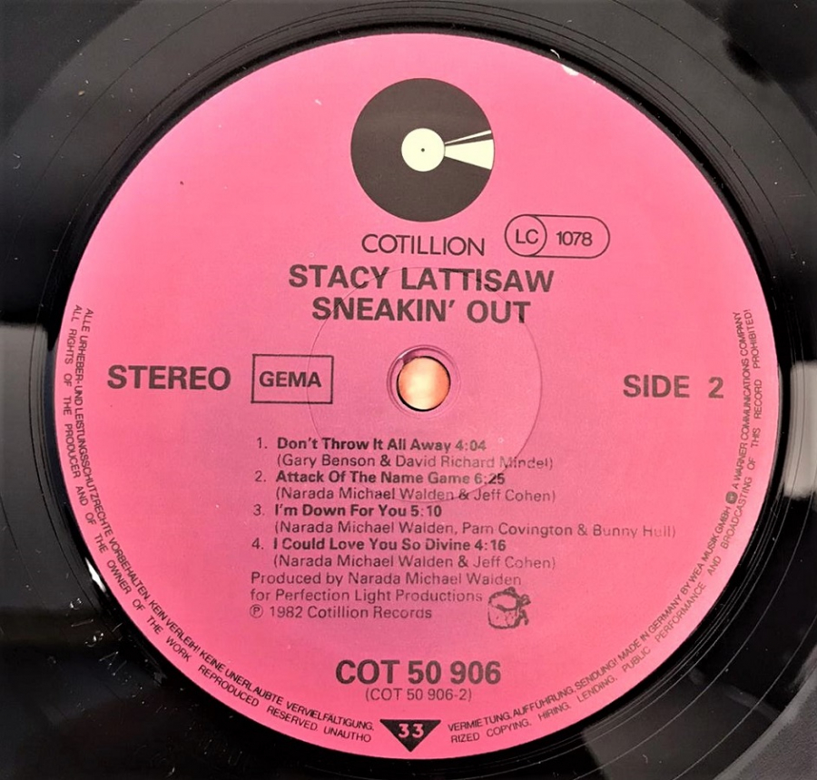 COTILLION STACY LATTISAW SNEAKIN OUT LP UZUN CALAR 33 DEVİR PLAK ORJİNAL